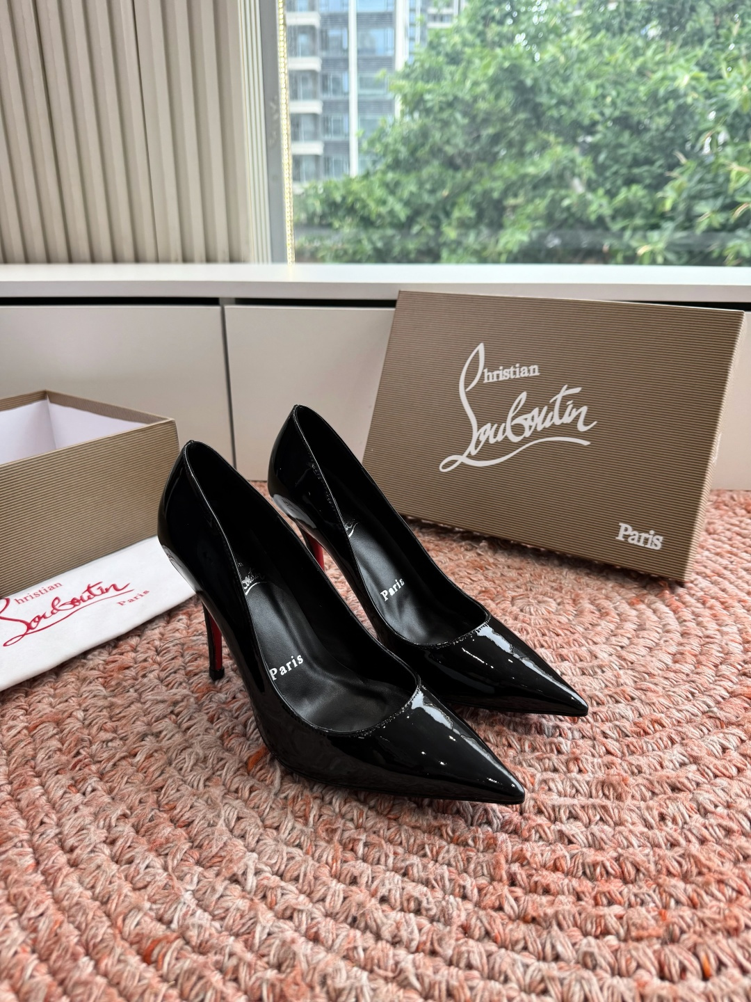G277Christian Louboutin红底单鞋选到了颜色真好看呀[色色R]MyTheresa上现