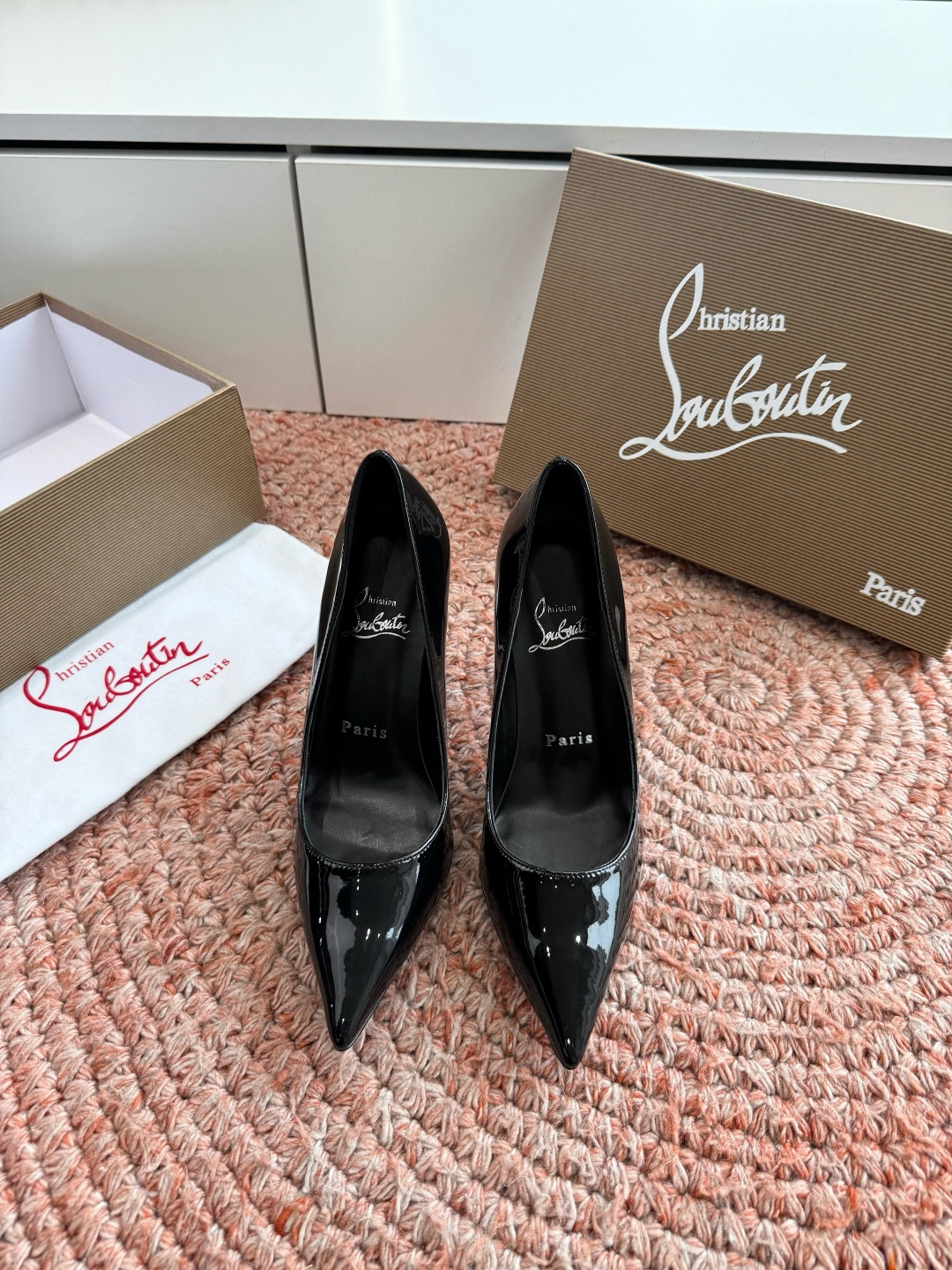 G277Christian Louboutin红底单鞋选到了颜色真好看呀[色色R]MyTheresa上现