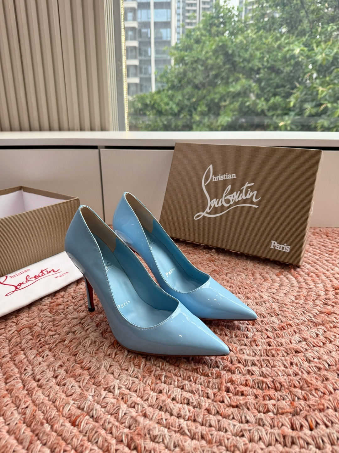 G277Christian Louboutin红底单鞋选到了颜色真好看呀[色色R]MyTheresa上现