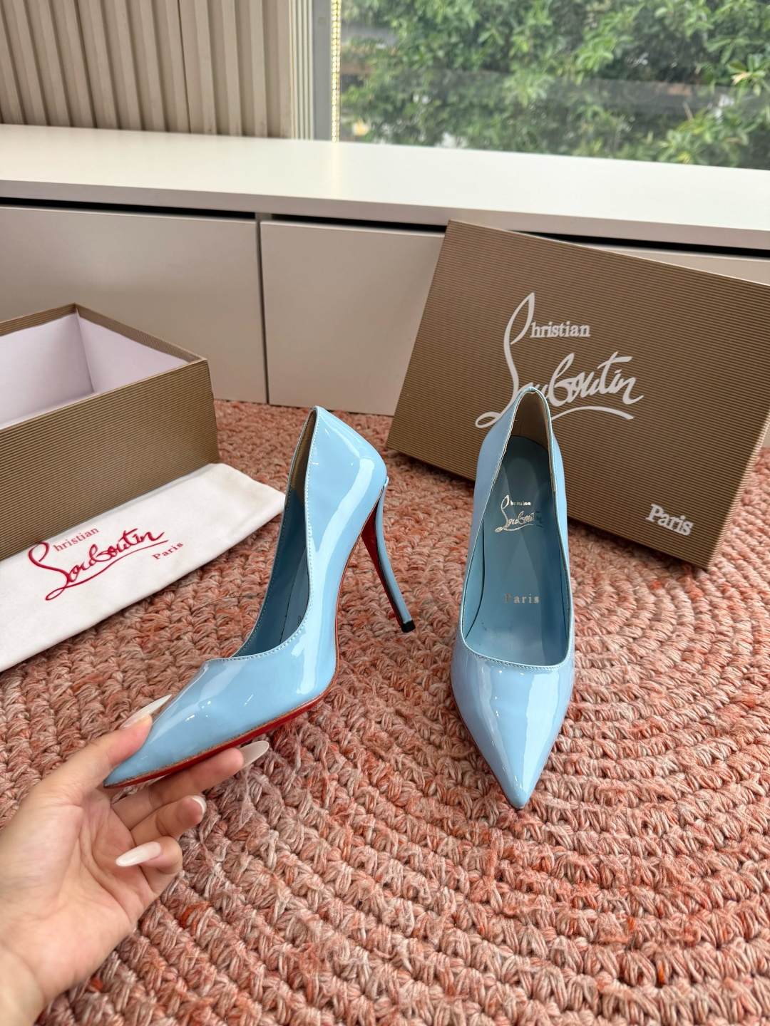 G277Christian Louboutin红底单鞋选到了颜色真好看呀[色色R]MyTheresa上现