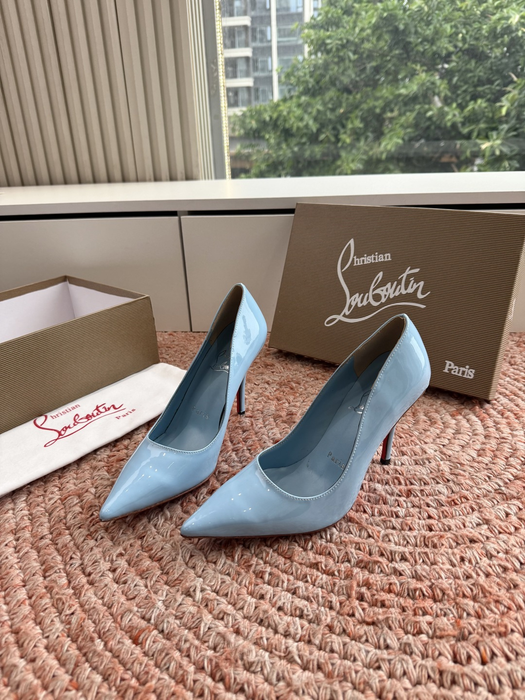 G277Christian Louboutin红底单鞋选到了颜色真好看呀[色色R]MyTheresa上现