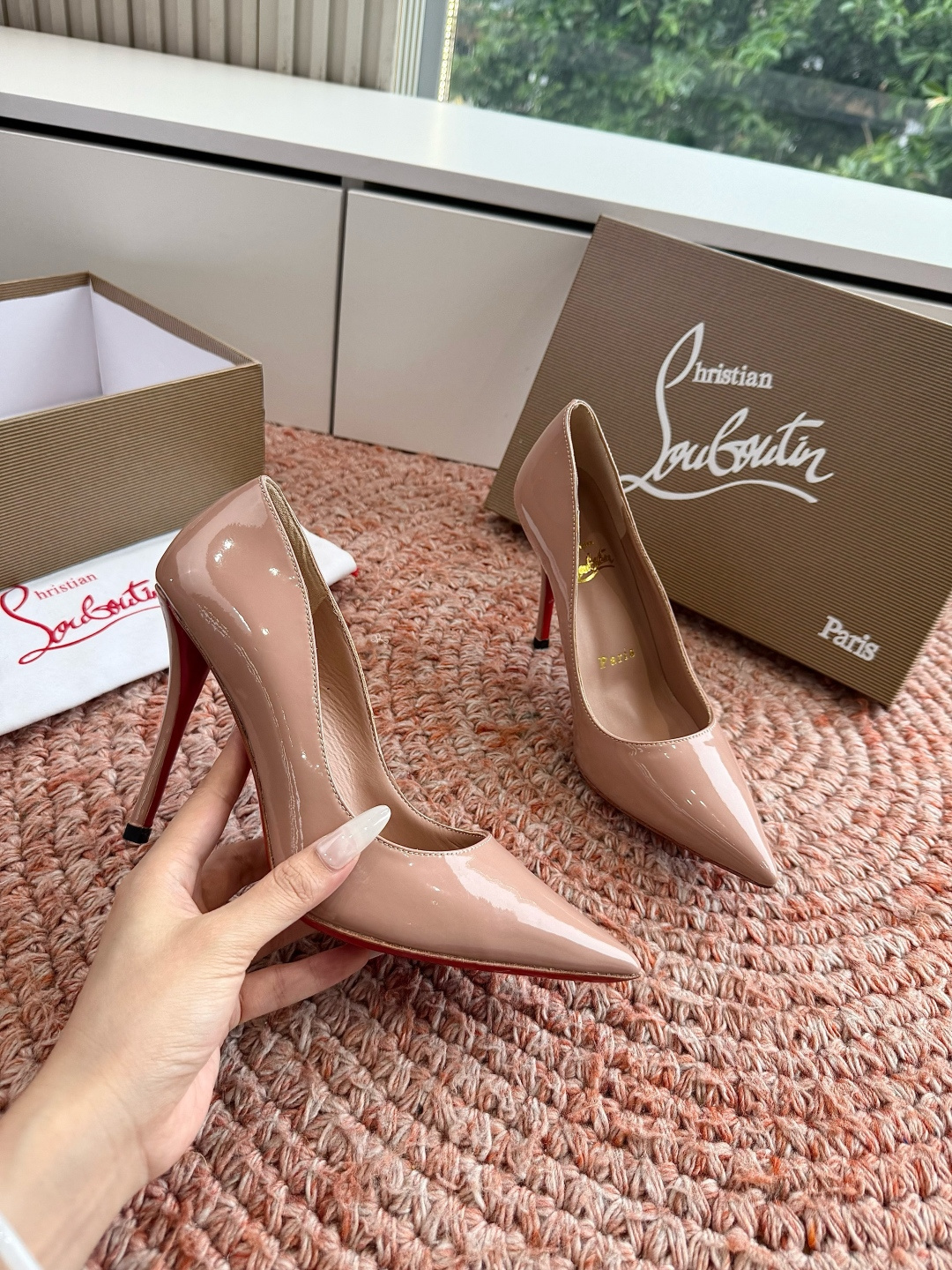 G277Christian Louboutin红底单鞋选到了颜色真好看呀[色色R]MyTheresa上现