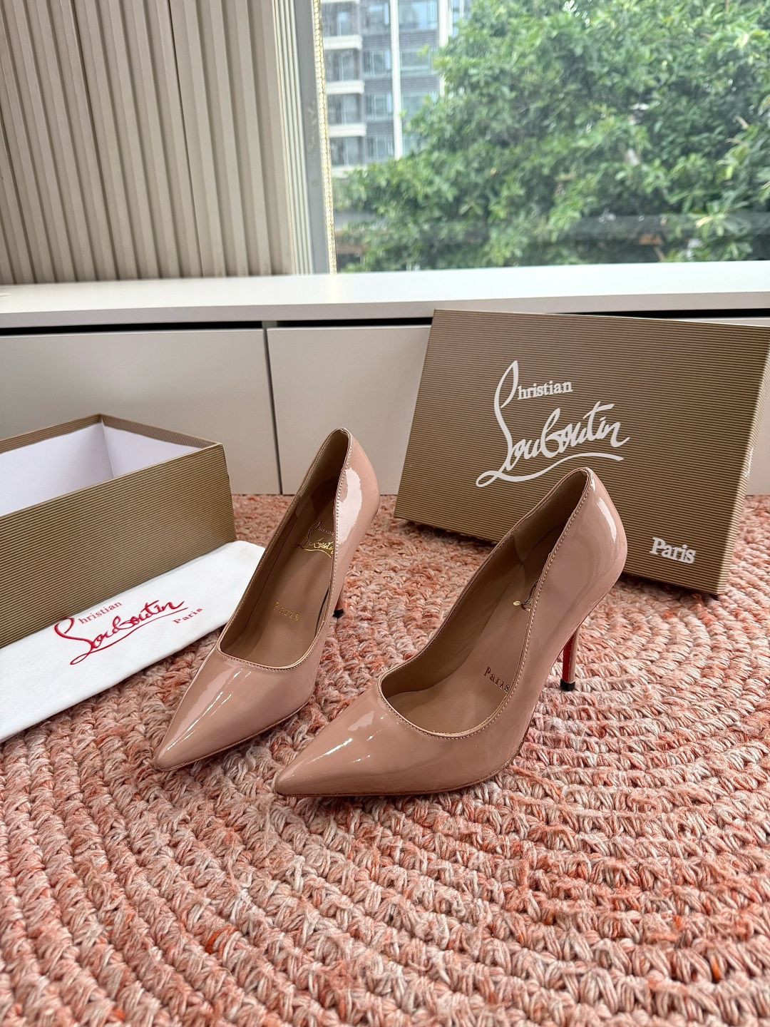 G277Christian Louboutin红底单鞋选到了颜色真好看呀[色色R]MyTheresa上现