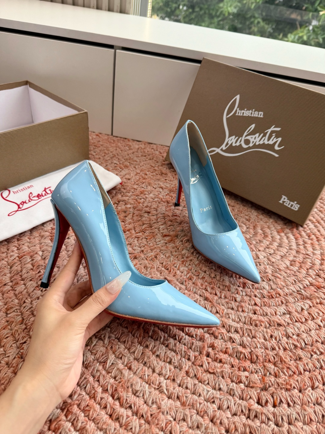 G277Christian Louboutin红底单鞋选到了颜色真好看呀[色色R]MyTheresa上现