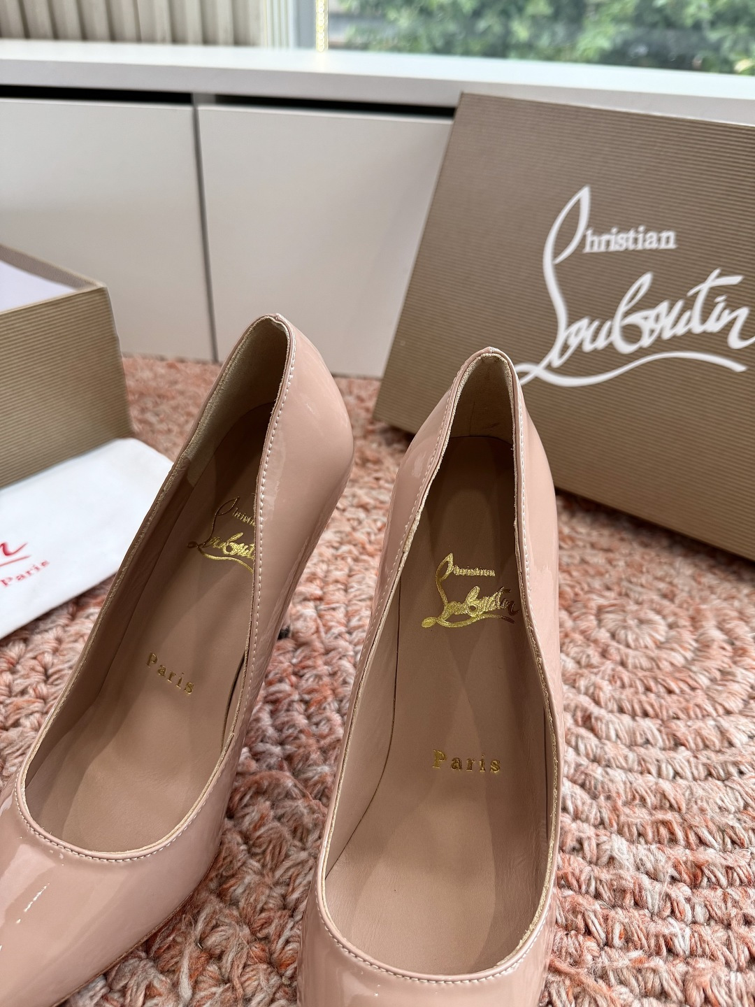 G277Christian Louboutin红底单鞋选到了颜色真好看呀[色色R]MyTheresa上现