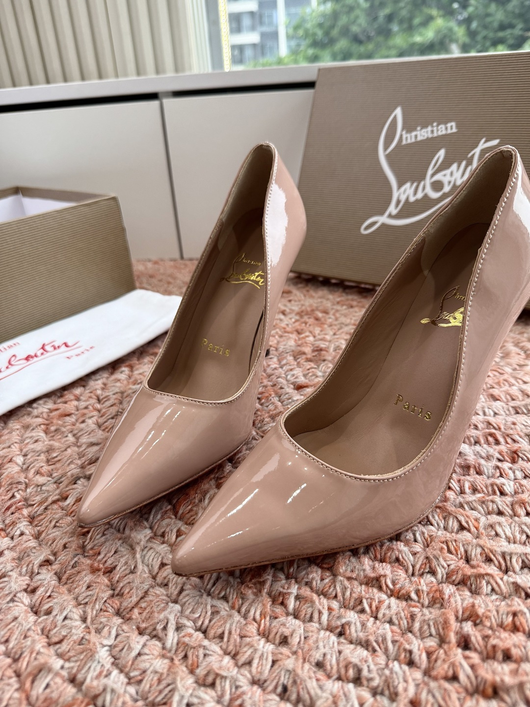 G277Christian Louboutin红底单鞋选到了颜色真好看呀[色色R]MyTheresa上现