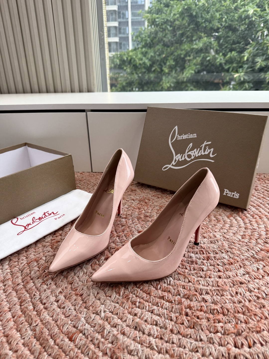 G277Christian Louboutin红底单鞋选到了颜色真好看呀[色色R]MyTheresa上现