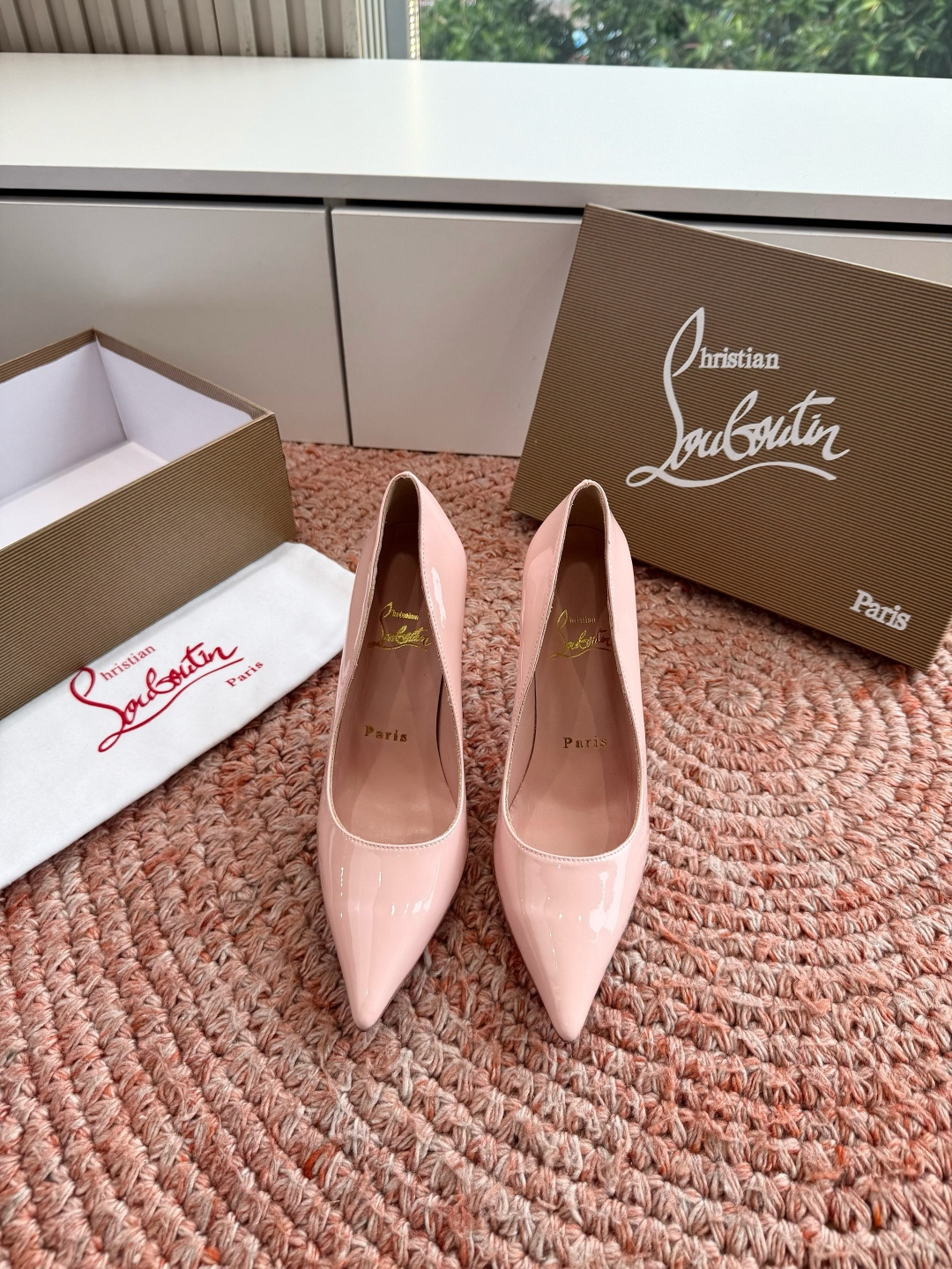 G277Christian Louboutin红底单鞋选到了颜色真好看呀[色色R]MyTheresa上现