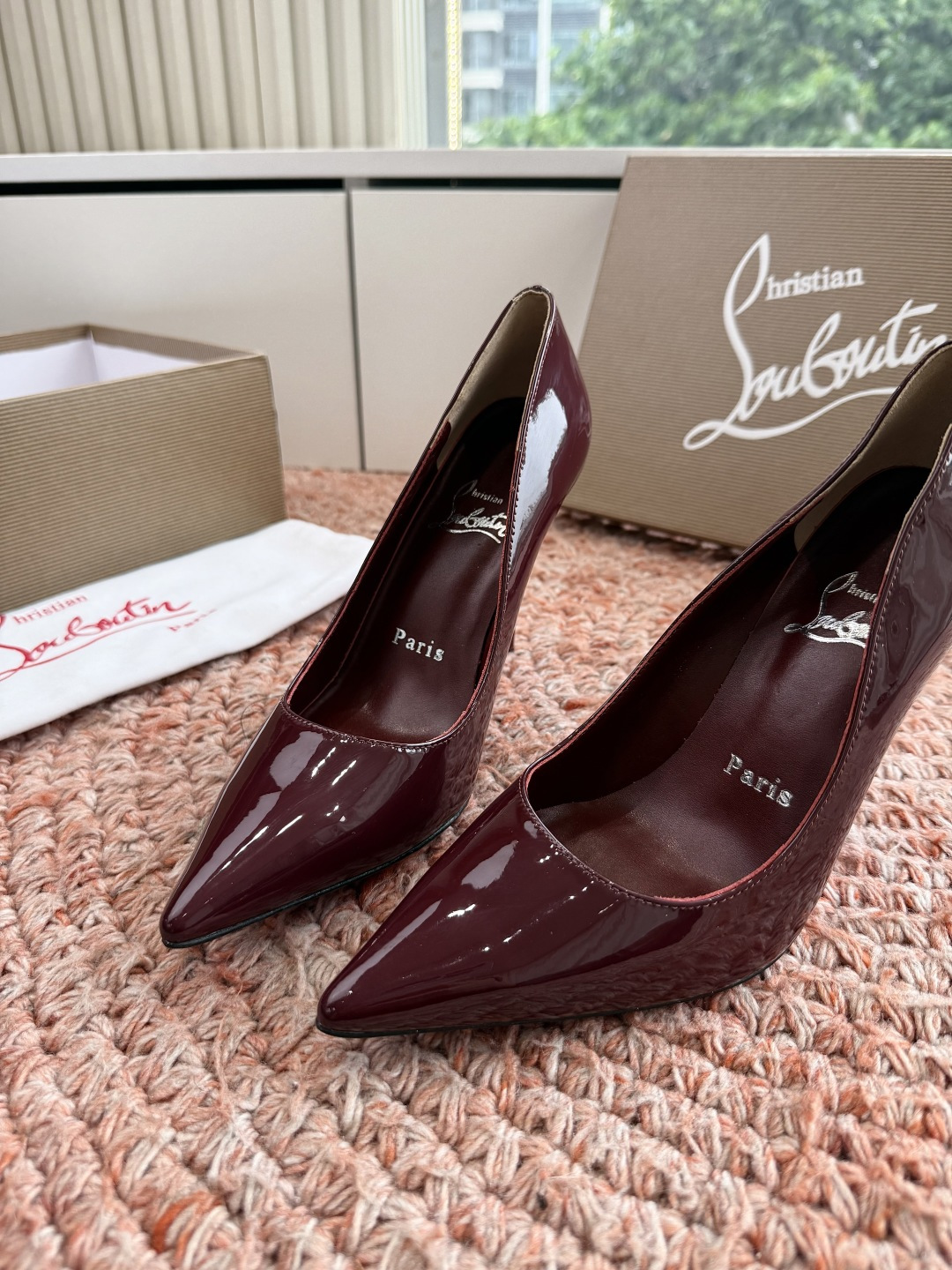 G277Christian Louboutin红底单鞋选到了颜色真好看呀[色色R]MyTheresa上现
