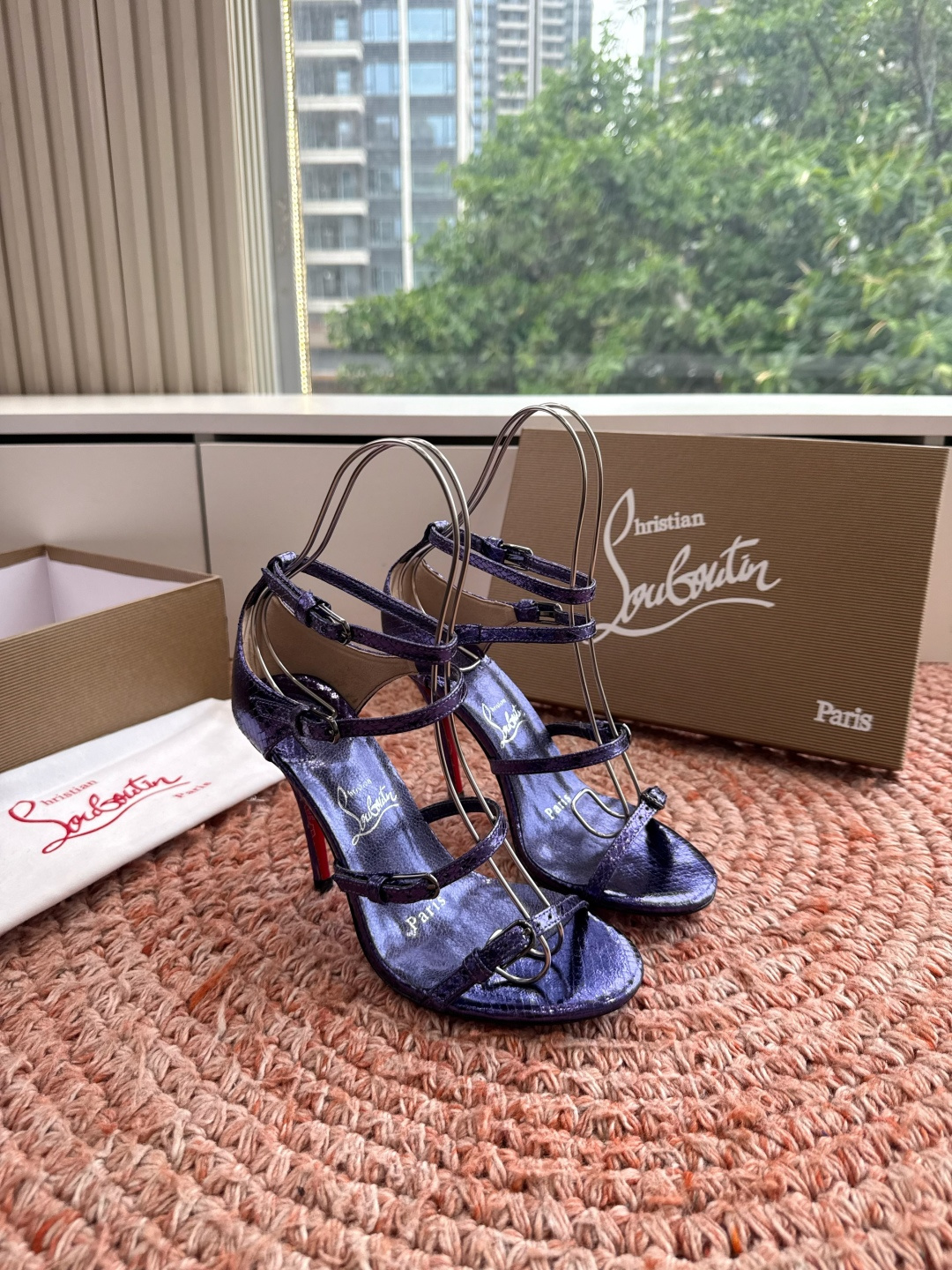 G277Christian Louboutin红底鞋防水台凉鞋选到了颜色真好看呀[色色R]MyThere