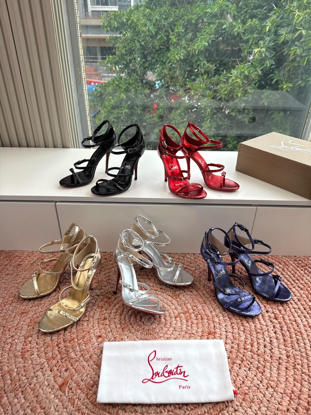 G277Christian Louboutin红底鞋防水台凉鞋选到了颜色真好看呀[色色R]MyThere