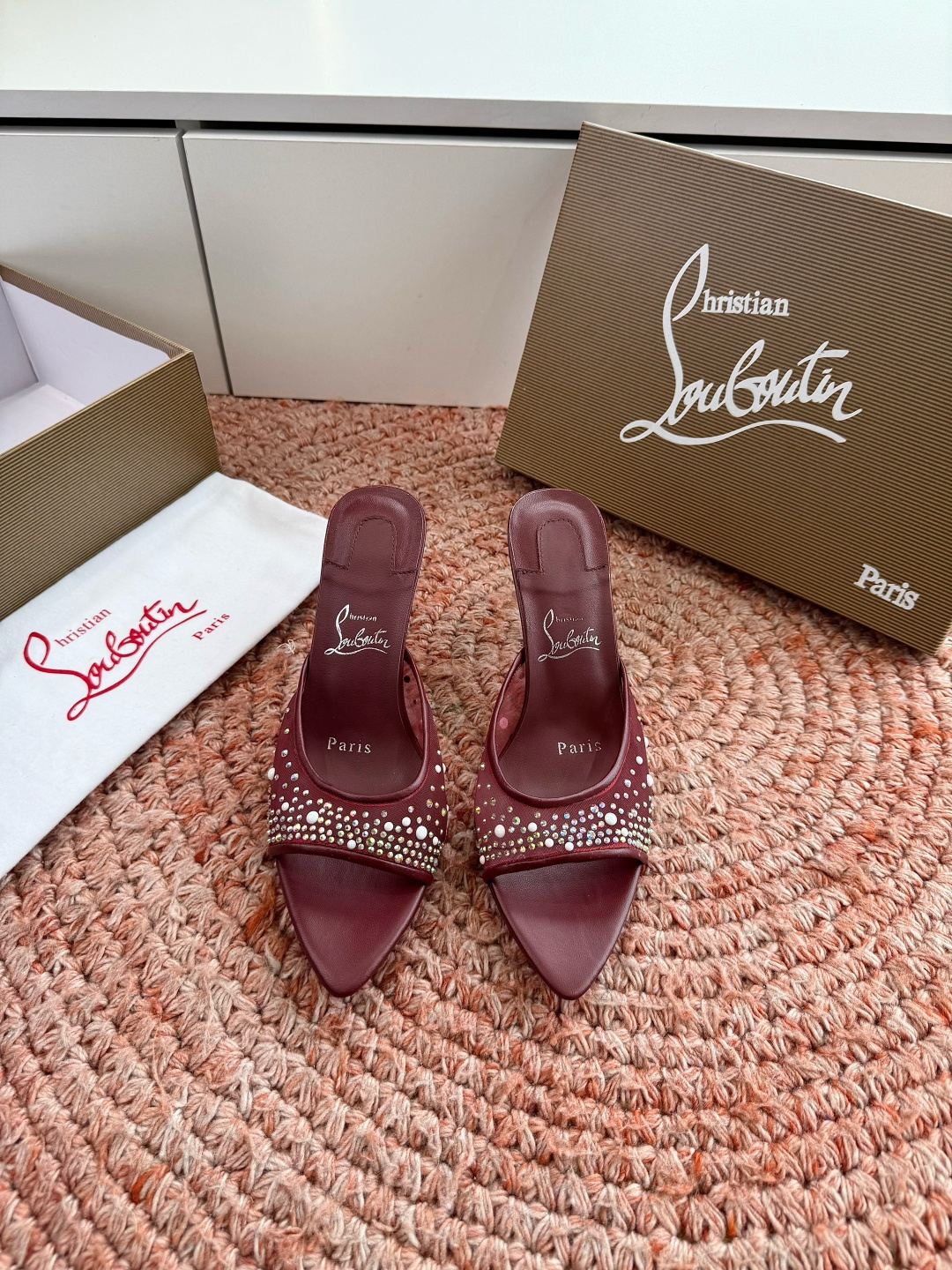 G277Christian Louboutin红底鞋特卖会收获选到了一双黄色的漆皮Me Dolly 85