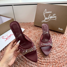 G277Christian Louboutin红底鞋特卖会收获选到了一双黄色的漆皮Me Dolly 85 G277Christian Louboutin红底鞋特卖会收获选到了一双黄色的漆皮Me Dolly 85