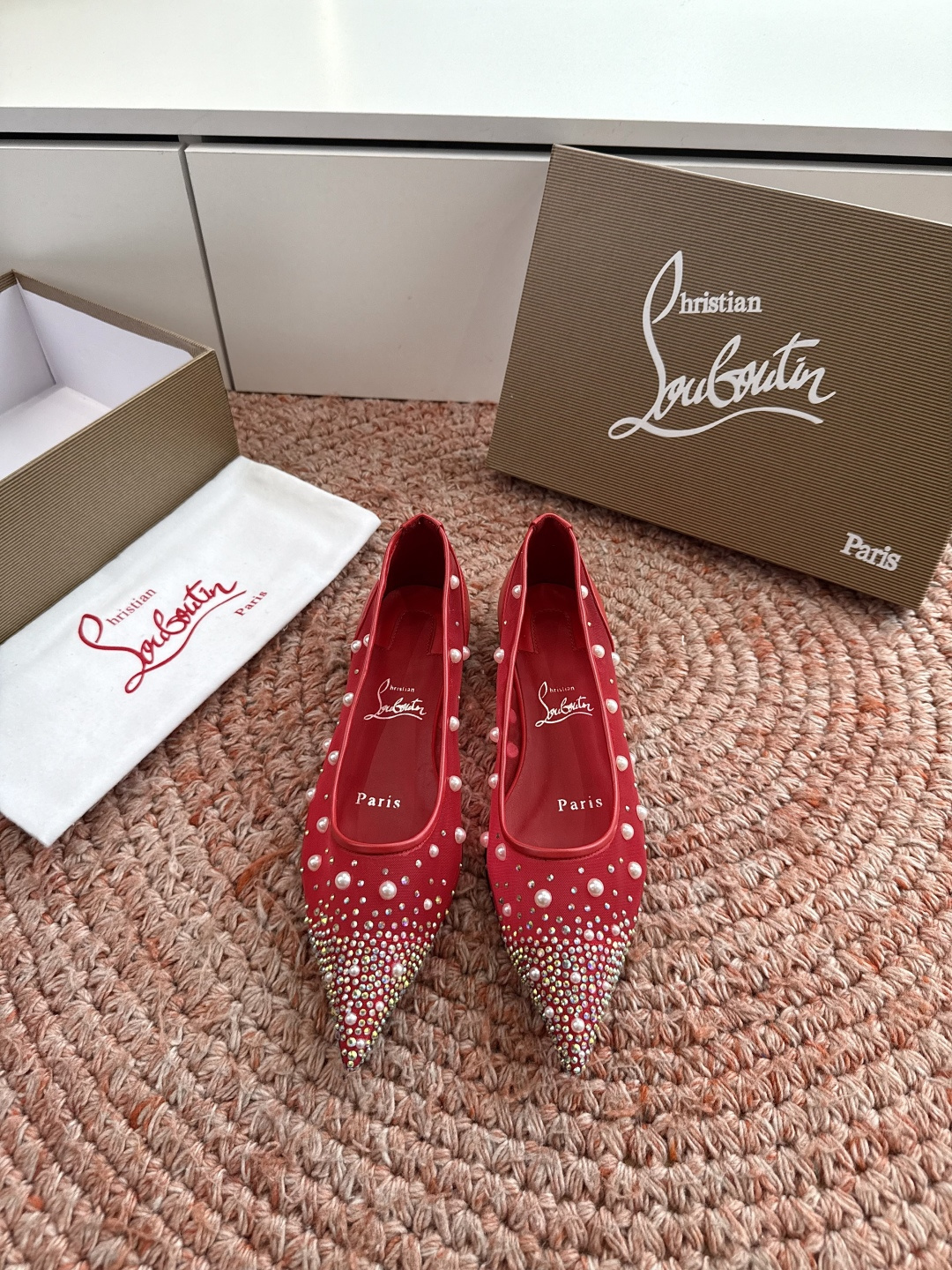 G277Christian Louboutin红底鞋特卖会收获选到了颜色真好看呀[色色R]MyThere