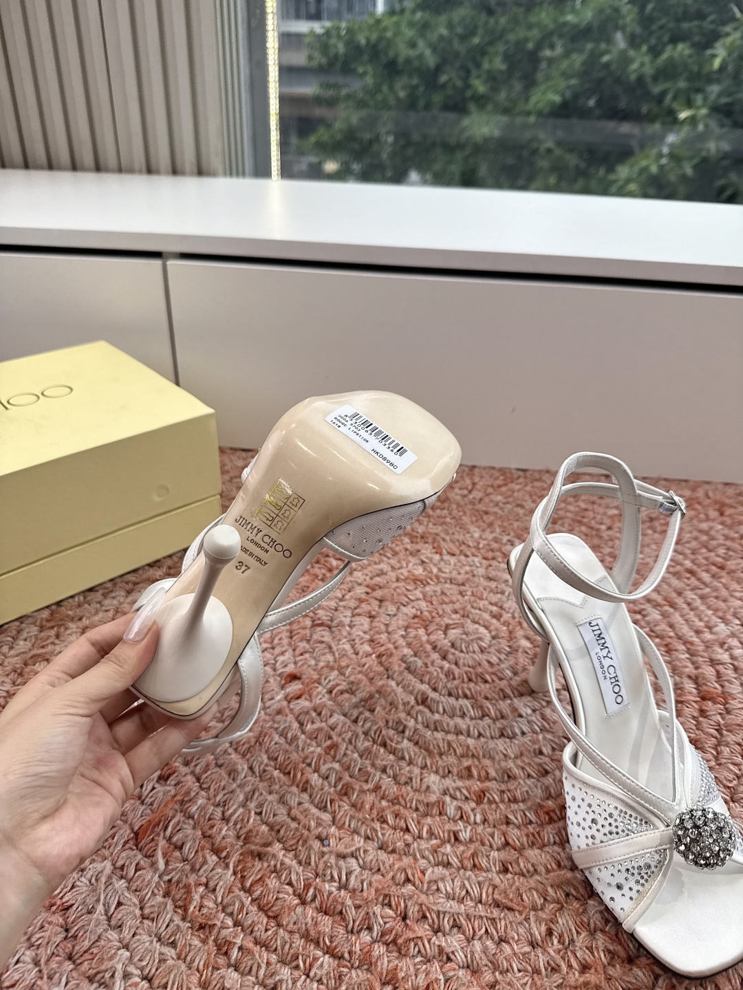 G277代购级Jimmychoo吉米周2026专柜限量款网纱凉鞋简约大气，后带工形 给人清爽大气的感觉！