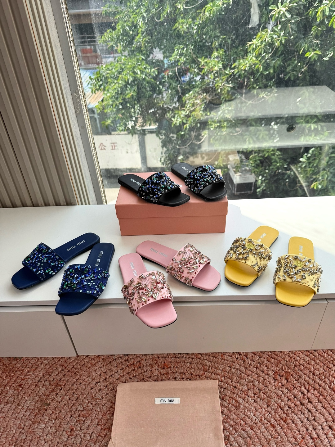 G042代购级独家上新Miu Miu2026真皮半拖Zp开发 手工羊皮编织麻花菱格平底拖鞋秒杀市面版本M