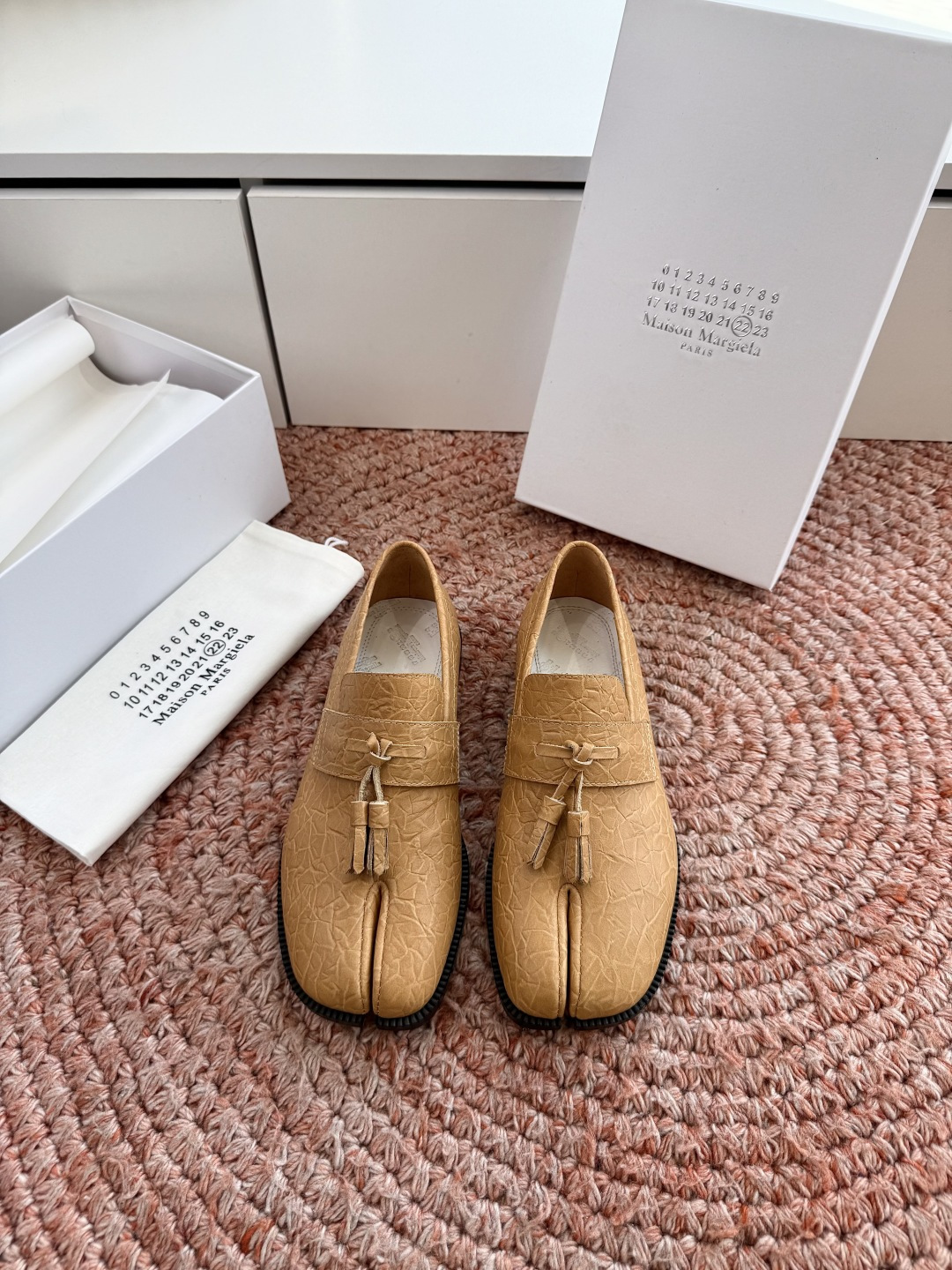 G178-1顶级Maison Margiel*26SS 春夏新款复古懒人乐福鞋经典简约的乐福鞋版型，利落