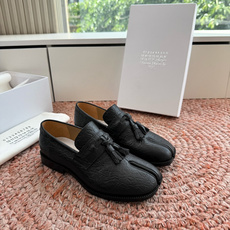 G178-1顶级Maison Margiel*26SS 春夏新款复古懒人乐福鞋经典简约的乐福鞋版型,利落 G178-1顶级Maison Margiel*26SS 春夏新款复古懒人乐福鞋经典简约的乐福鞋版型,利落