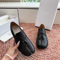 G178-1顶级Maison Margiel*26SS 春夏新款复古懒人乐福鞋经典简约的乐福鞋版型,利落 G178-1顶级Maison Margiel*26SS 春夏新款复古懒人乐福鞋经典简约的乐福鞋版型,利落