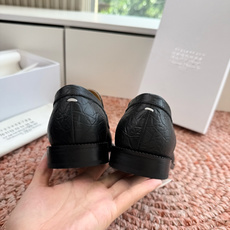 G178-1顶级Maison Margiel*26SS 春夏新款复古懒人乐福鞋经典简约的乐福鞋版型,利落 G178-1顶级Maison Margiel*26SS 春夏新款复古懒人乐福鞋经典简约的乐福鞋版型,利落