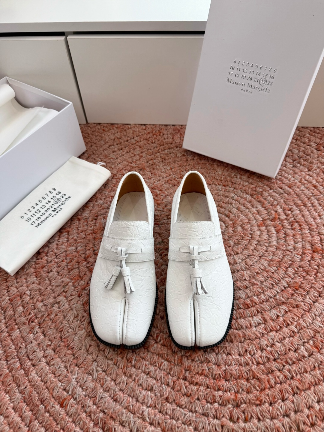 G178-1顶级Maison Margiel*26SS 春夏新款复古懒人乐福鞋经典简约的乐福鞋版型，利落