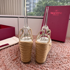 G289所见即所得VALENTINO华伦天奴经典凉鞋单鞋春夏VLOGO SIGNATURE鞋型线条流畅. G289所见即所得VALENTINO华伦天奴经典凉鞋单鞋春夏VLOGO SIGNATURE鞋型线条流畅.