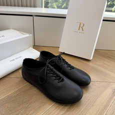 所见即所得G679代购级别the roe慕乐包头拖鞋一定要收了它 有一丢高级又简约的感觉其实除了好看以外 所见即所得G679代购级别the roe慕乐包头拖鞋一定要收了它 有一丢高级又简约的感觉其实除了好看以外