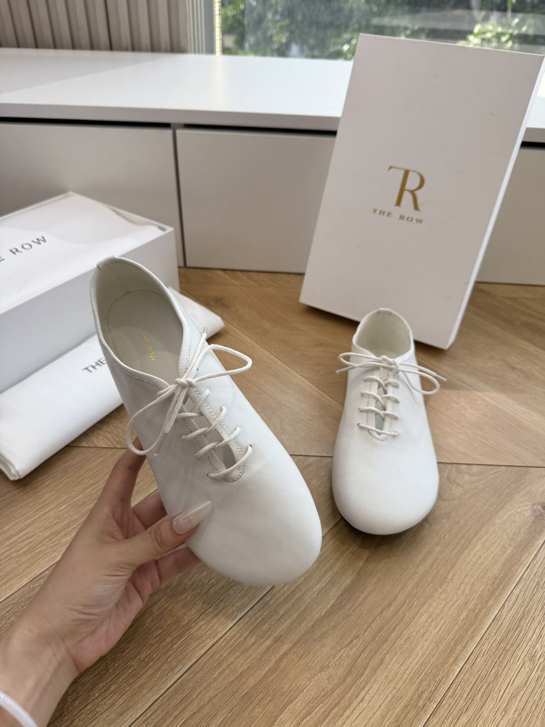 所见即所得G679代购级别the roe慕乐包头拖鞋一定要收了它 有一丢高级又简约的感觉其实除了好看以外