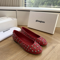 顶级品质G213Gimagua*·26s 春夏新款 不规则铆钉平底奶奶鞋奶奶鞋的温柔廓形还在:圆润的鞋头 顶级品质G213Gimagua*·26s 春夏新款 不规则铆钉平底奶奶鞋奶奶鞋的温柔廓形还在:圆润的鞋头