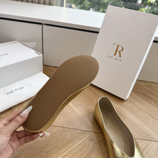 G679代购级别the roe慕乐编织单鞋一定要收了它 有一丢高级又简约的感觉其实除了好看以外它的舒适度 G679代购级别the roe慕乐编织单鞋一定要收了它 有一丢高级又简约的感觉其实除了好看以外它的舒适度