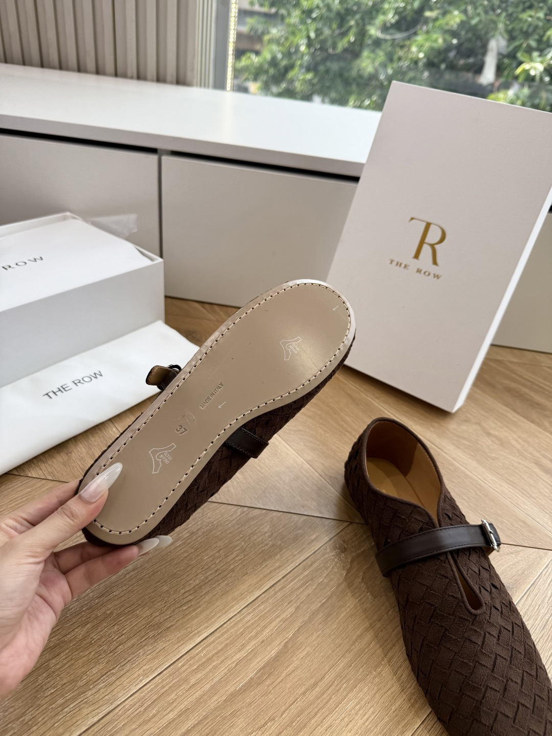 G679代购级别the roe慕乐编织单鞋一定要收了它 有一丢高级又简约的感觉其实除了好看以外它的舒适度