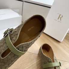 G679代购级别the roe慕乐编织单鞋一定要收了它 有一丢高级又简约的感觉其实除了好看以外它的舒适度 G679代购级别the roe慕乐编织单鞋一定要收了它 有一丢高级又简约的感觉其实除了好看以外它的舒适度