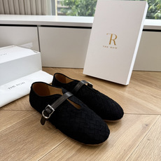 G679代购级别the roe慕乐编织单鞋一定要收了它 有一丢高级又简约的感觉其实除了好看以外它的舒适度 G679代购级别the roe慕乐编织单鞋一定要收了它 有一丢高级又简约的感觉其实除了好看以外它的舒适度