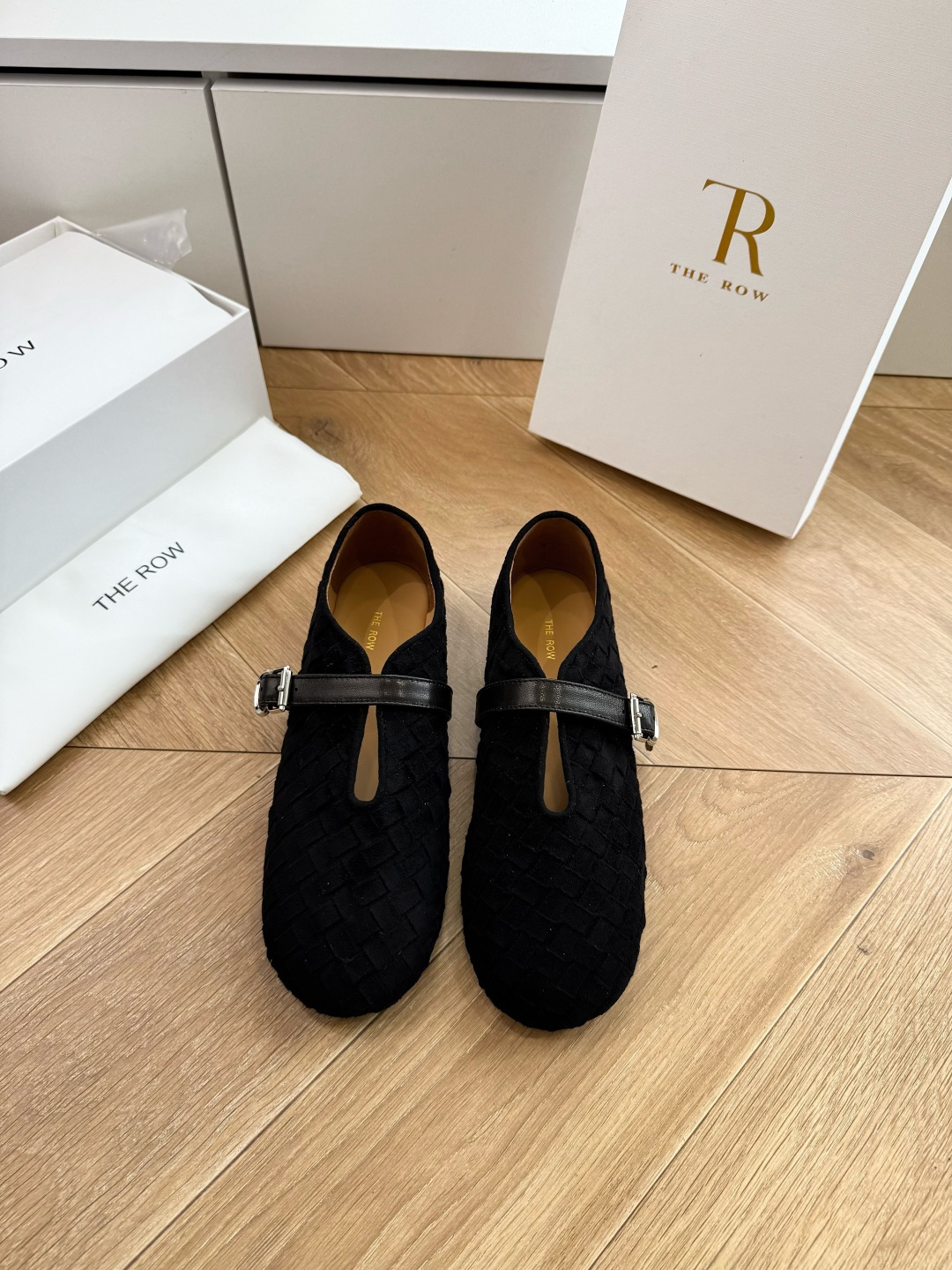 G679代购级别the roe慕乐编织单鞋一定要收了它 有一丢高级又简约的感觉其实除了好看以外它的舒适度