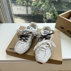 G261代购级别MiuMi*&N*•联名款新色上新 美拉德配色德训鞋运动鞋miumiu&nb530最新款 G261代购级别MiuMi*&N*•联名款新色上新 美拉德配色德训鞋运动鞋miumiu&nb530最新款