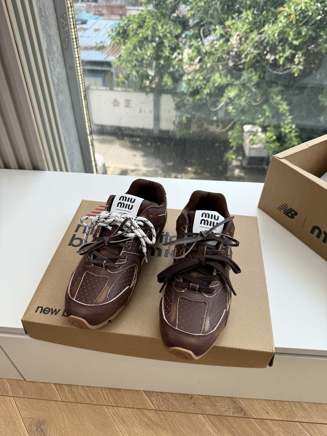 G261代购级别MiuMi*&N*•联名款新色上新 美拉德配色德训鞋运动鞋miumiu&nb530最新款