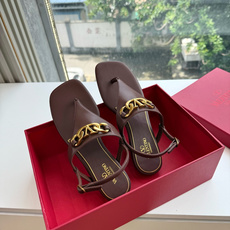 G678所见即所得VALENTINO华伦天奴经典凉鞋单鞋春夏VLOGO SIGNATURE鞋型线条流畅. G678所见即所得VALENTINO华伦天奴经典凉鞋单鞋春夏VLOGO SIGNATURE鞋型线条流畅.