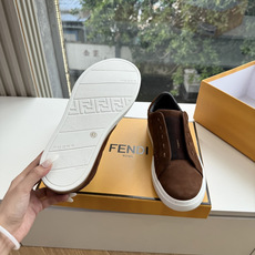 😀G029顶级2026新色帅 FENDI芬迪新色男鞋FENDI品牌核心元素的心情献礼与 90年代初FEN 😀G029顶级2026新色帅 FENDI芬迪新色男鞋FENDI品牌核心元素的心情献礼与 90年代初FEN