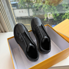 😀G029顶级2026新色帅 FENDI芬迪新色男鞋FENDI品牌核心元素的心情献礼与 90年代初FEN 😀G029顶级2026新色帅 FENDI芬迪新色男鞋FENDI品牌核心元素的心情献礼与 90年代初FEN