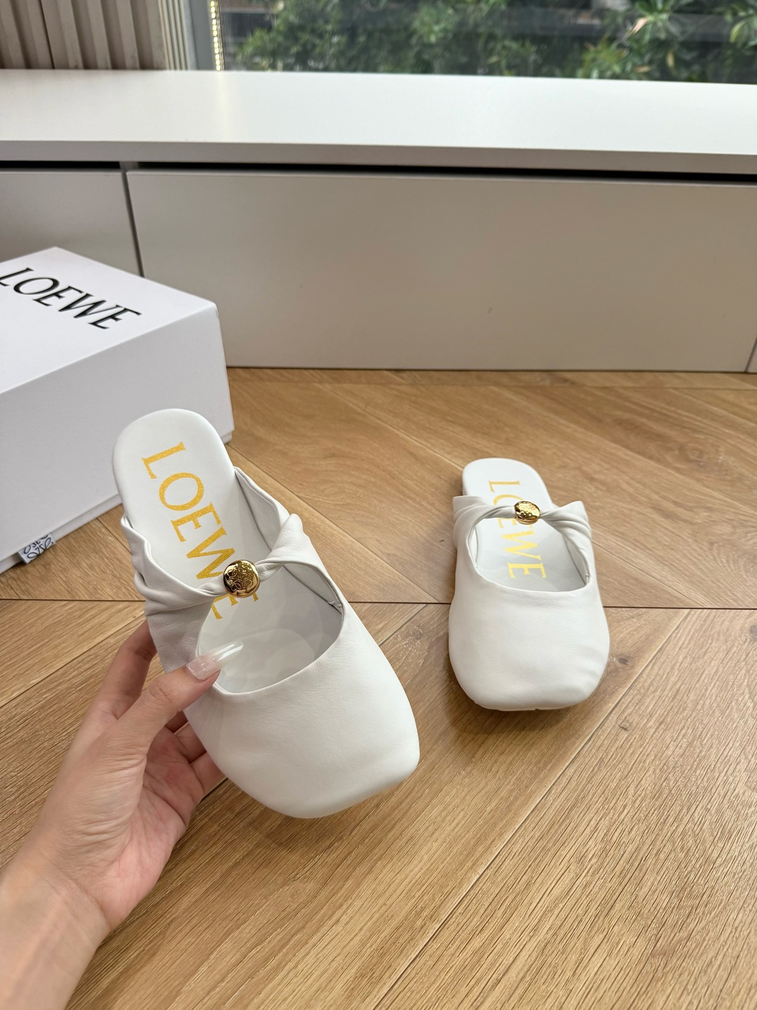 G193所见即所得蝴蝶结玛丽珍乐福鞋单鞋半拖LOEWE罗意威FW25 轻盈 活力 生命力这一季太棒了！👍