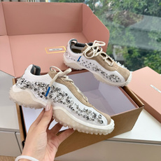 G08Miu Miu 26秋冬系列狠狠戳中鉴赏Miu Miu 2026秋冬系列,不仅种草了众多单品,也被 G08Miu Miu 26秋冬系列狠狠戳中鉴赏Miu Miu 2026秋冬系列,不仅种草了众多单品,也被