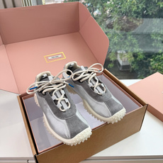 G08Miu Miu 26秋冬系列狠狠戳中鉴赏Miu Miu 2026秋冬系列,不仅种草了众多单品,也被 G08Miu Miu 26秋冬系列狠狠戳中鉴赏Miu Miu 2026秋冬系列,不仅种草了众多单品,也被