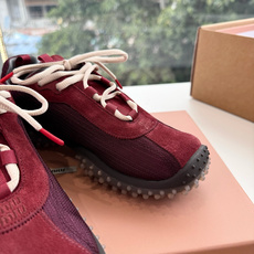 G08Miu Miu 26秋冬系列狠狠戳中鉴赏Miu Miu 2026秋冬系列,不仅种草了众多单品,也被 G08Miu Miu 26秋冬系列狠狠戳中鉴赏Miu Miu 2026秋冬系列,不仅种草了众多单品,也被
