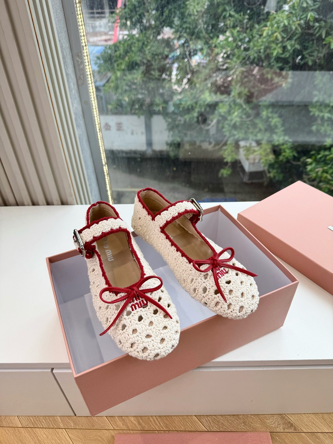 G024代购级独家上新Miu Miu2026 编织麻花菱格平底拖鞋秒杀市面版本Miu真的太少女奶呼呼的 