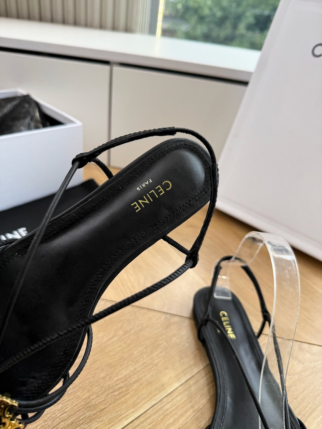 G339顶级品质Celine赛琳· 26ss·CAGE 凯旋门夹脚沙滩罗马平底凉鞋CELINE CAGE