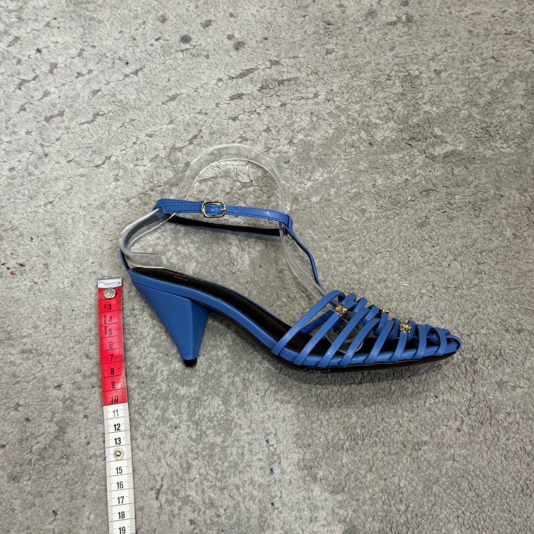 G339顶级品质Celine赛琳· 26ss·CAGE 凯旋门夹脚沙滩罗马平底凉鞋CELINE CAGE