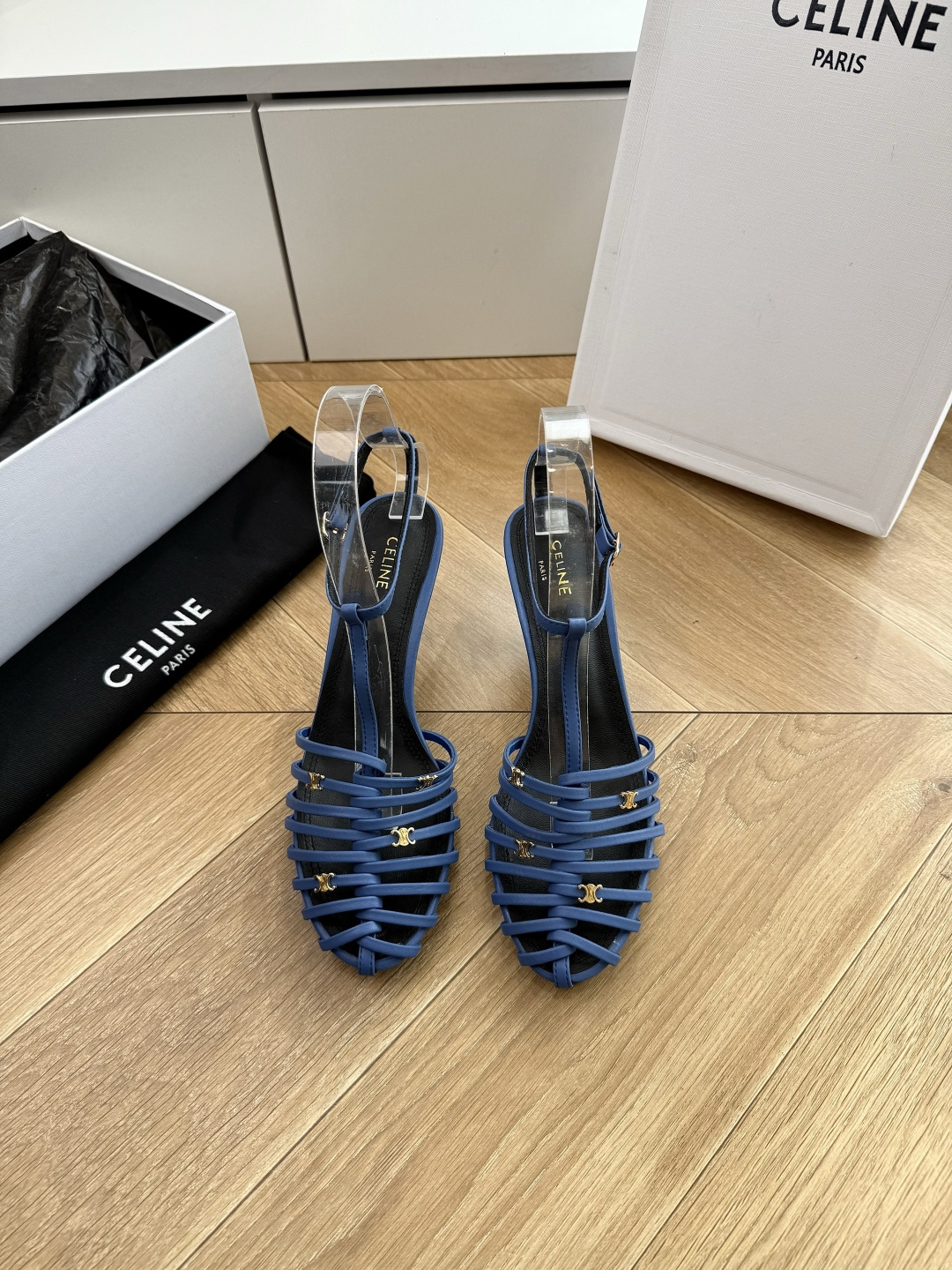 G339顶级品质Celine赛琳· 26ss·CAGE 凯旋门夹脚沙滩罗马平底凉鞋CELINE CAGE