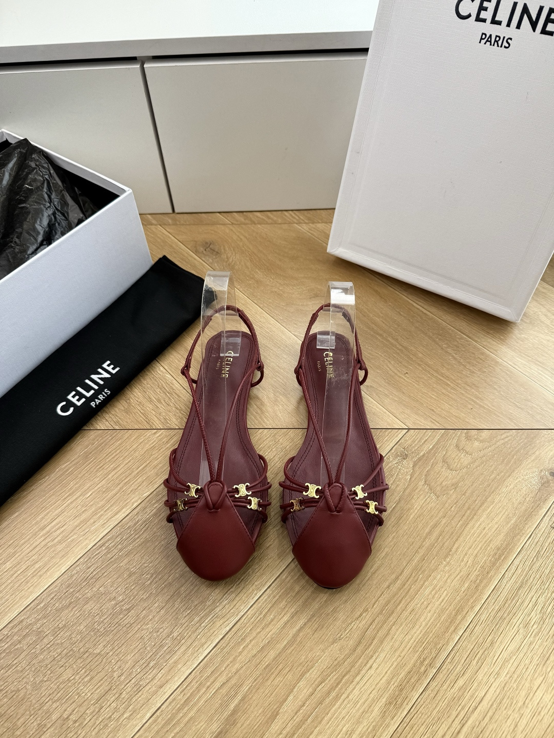 G339顶级品质Celine赛琳· 26ss·CAGE 凯旋门夹脚沙滩罗马平底凉鞋CELINE CAGE