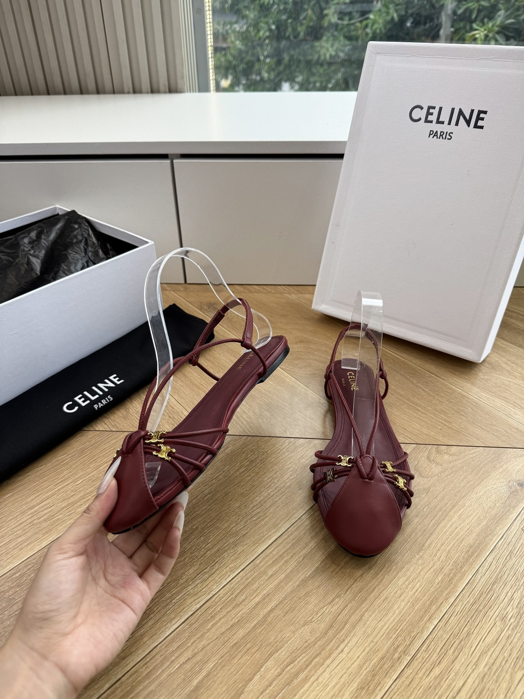 G339顶级品质Celine赛琳· 26ss·CAGE 凯旋门夹脚沙滩罗马平底凉鞋CELINE CAGE