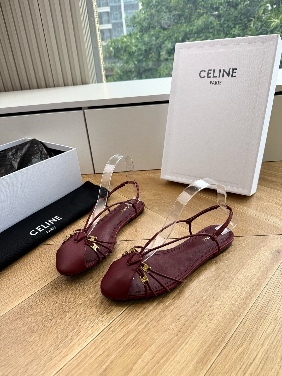 G339顶级品质Celine赛琳· 26ss·CAGE 凯旋门夹脚沙滩罗马平底凉鞋CELINE CAGE